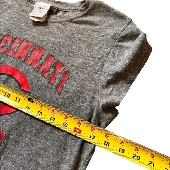 5th & Ocean Cincinnati Reds T Shirt Women Size XL - Picture 2 of 4